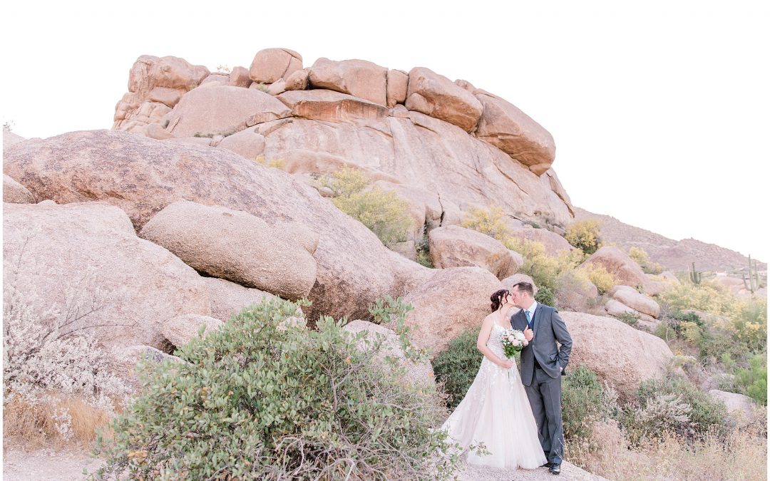 Beautiful Micro Wedding In North Scottsdale