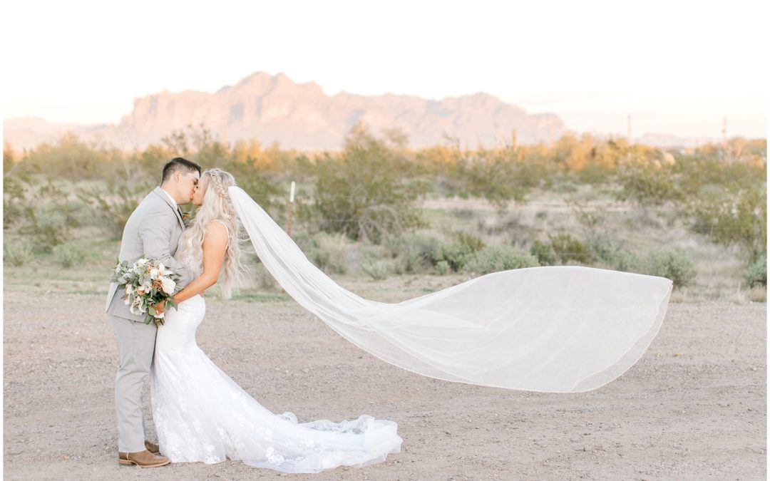 Chic Barn Wedding in Mesa, Arizona