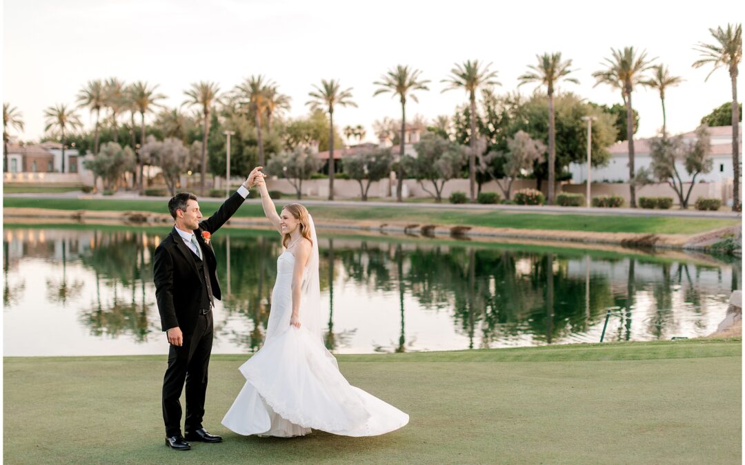 A Beautiful Lakeside Golf Course Wedding